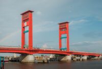 Sejarah Kota Palembang - Jembatan Ampera Ikonik
